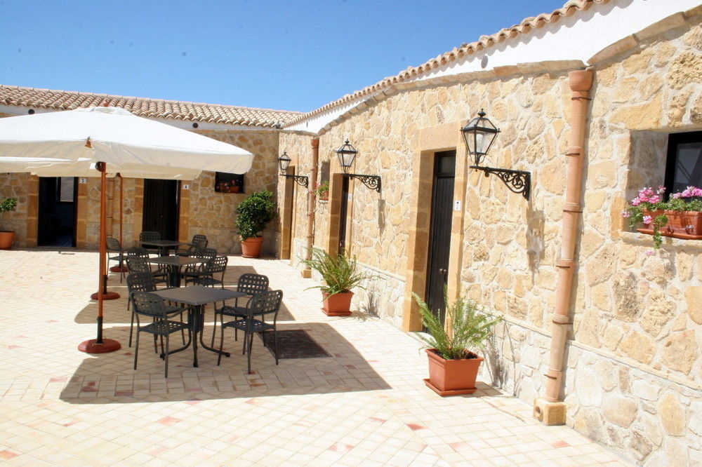 Don Giovanni Hotel Sambuca di Sicilia Exteriör bild