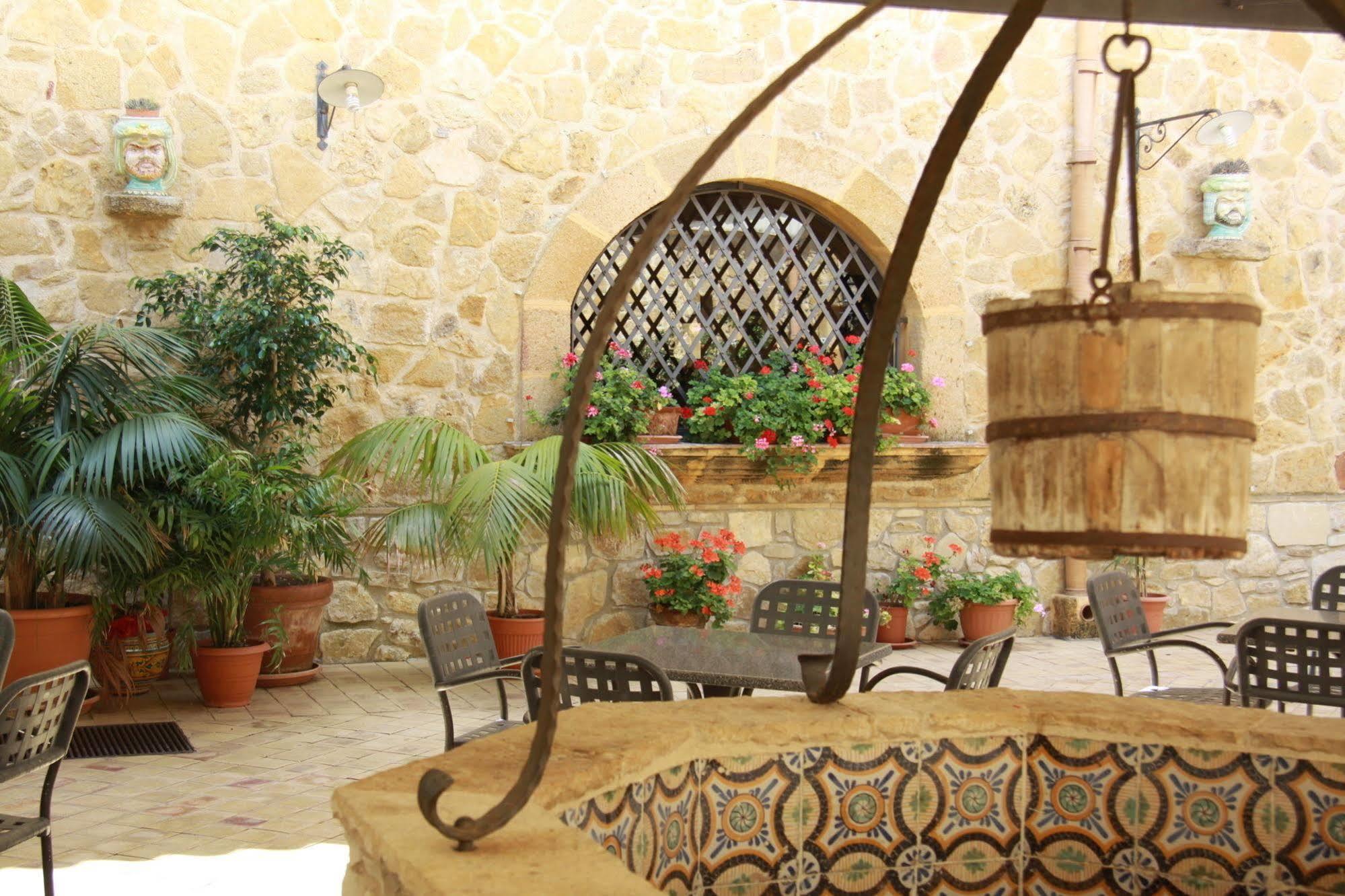 Don Giovanni Hotel Sambuca di Sicilia Exteriör bild